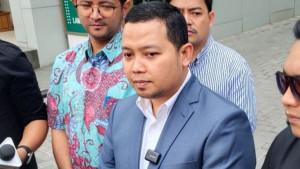 wartakota/Zaid-Mushafi-sebut-Tom-Lembong-tidak-menuntut-ganti-rugi-atas-penahanan-selama-9-bulan.jpg