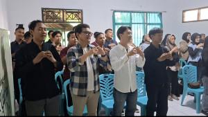 calon-pengantin-tengah-melakukan-tepuk-sakinah.jpg