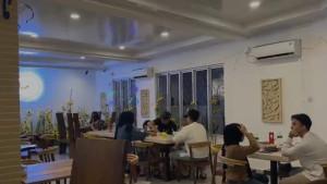 cc-cafe-patisserie.jpg