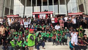 demo-ojol-di-tangerang-selatan45.jpg