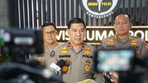 karopenmas-divisi-humas-polri-brigjen-ahmad-ramadhan-terkait-proses-evakuasi-korban.jpg