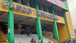 pasar-pramuka1.jpg