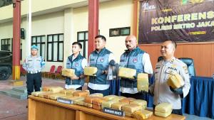 peredaran-ganja-di-pulogebang24.jpg