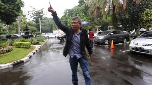 rocky-gerung-penuhi-panggilan-polisi3.jpg