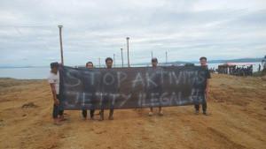 rotes-penolakan-pembangunan-Jetty-Memeli.jpg