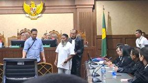 wartakota/sidang-tuntutan-Lukas-Enembe34.jpg