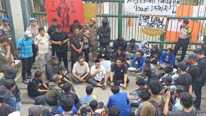 tunjangan-dprd-kabupaten-bekasi144.jpg