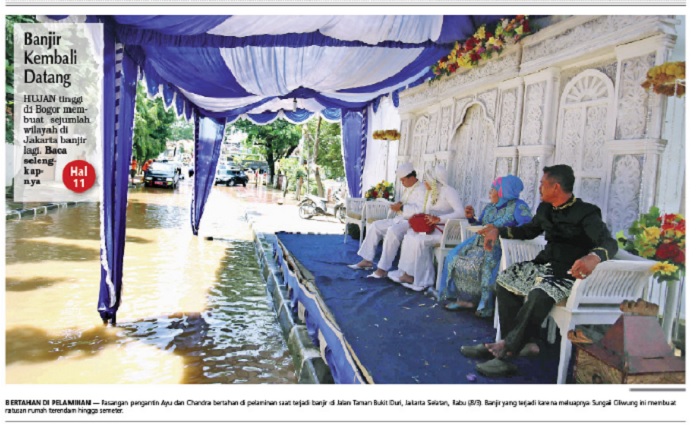 Banjir Satu Meter di Kampung Arus, Warga Mengungsi di Kuburan