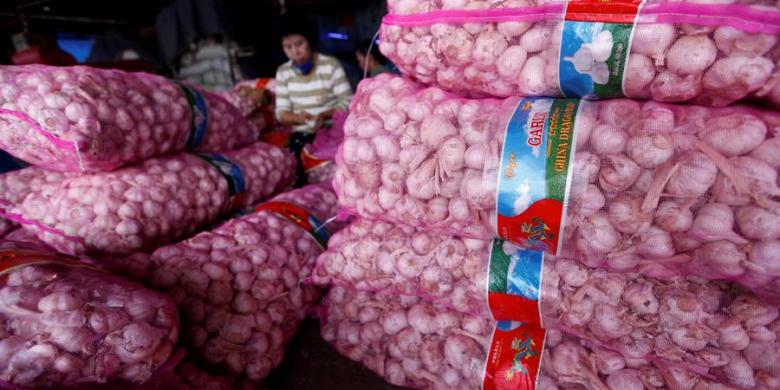 20170510atasi-lonjakan-harga-2900-ton-bawang-putih-impor-masuk-pekan-depan_20170510_143714.jpg