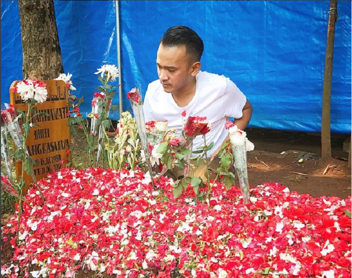 Jupe Usap Air Mata Ruben Onsu, Lihat Foto Ini Netizen Meneteskan Air Mata