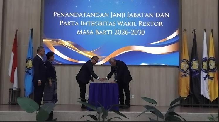 3-wakil-rektor-UKI-dilantik.jpg