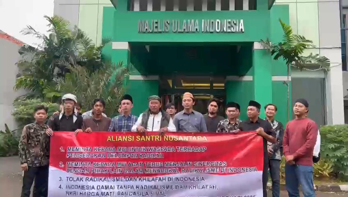 Aliansi Santri Nusantara Datangi Kantor MUI Pusat, Dukung Penolakan Paham Radikalisme dan Khilafah