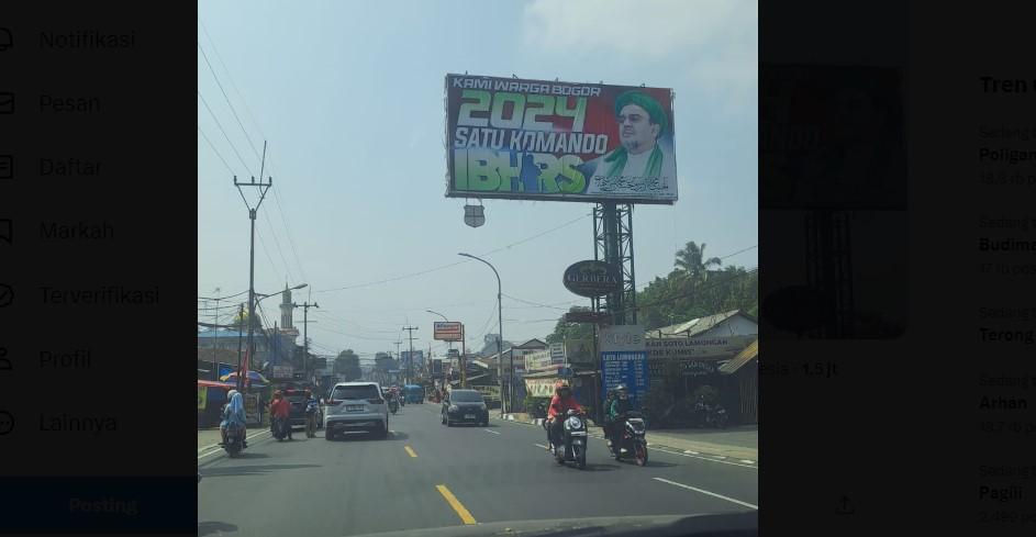 Baliho-berukuran-besar-bergambar-Habib-Rizieq-Shihab.jpg
