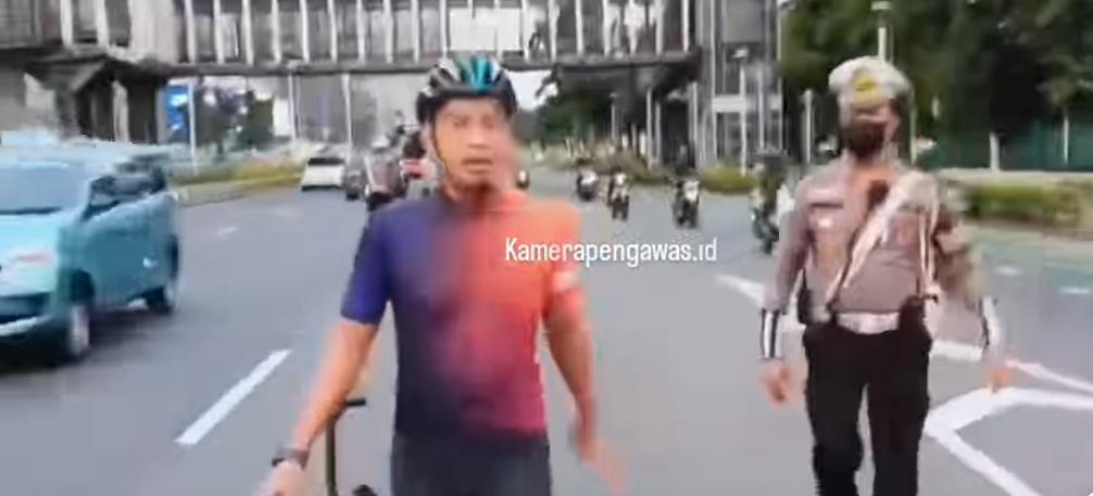 Pesepeda Ngeyel di Jalan Sudirman, Komunitas Blackdogs Cycling Community Imbau Ikuti Aturan yang Ada