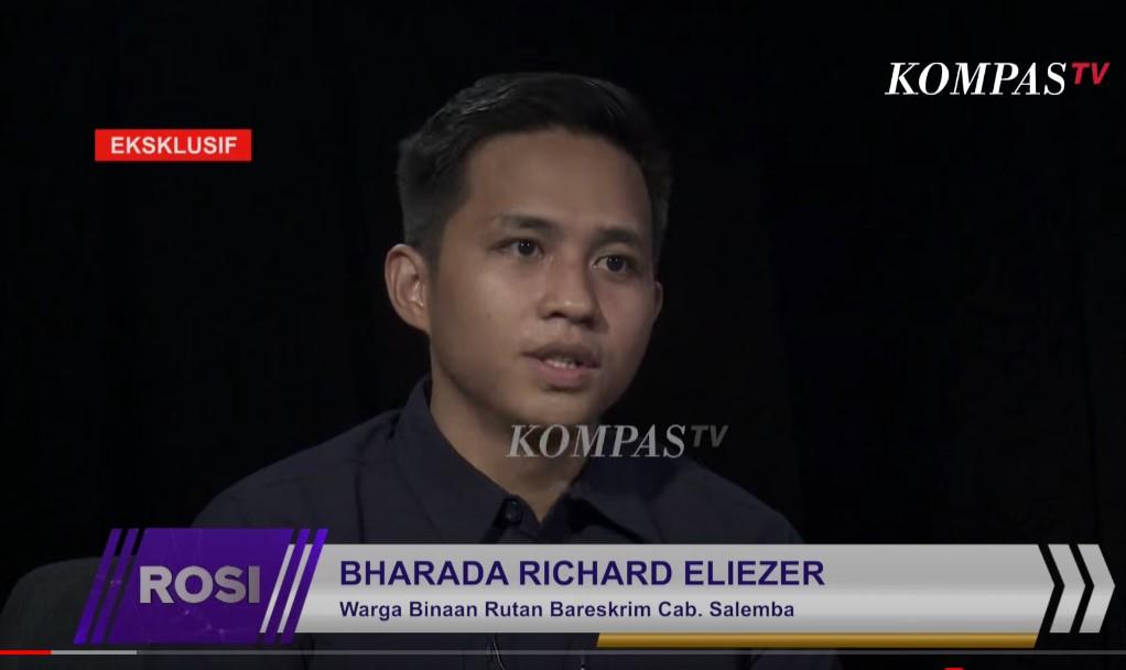 wartakota/Bharada-E-atau-Richard-Eliezer-mengaku-sedang-belajar-menyusun-skripski.jpg
