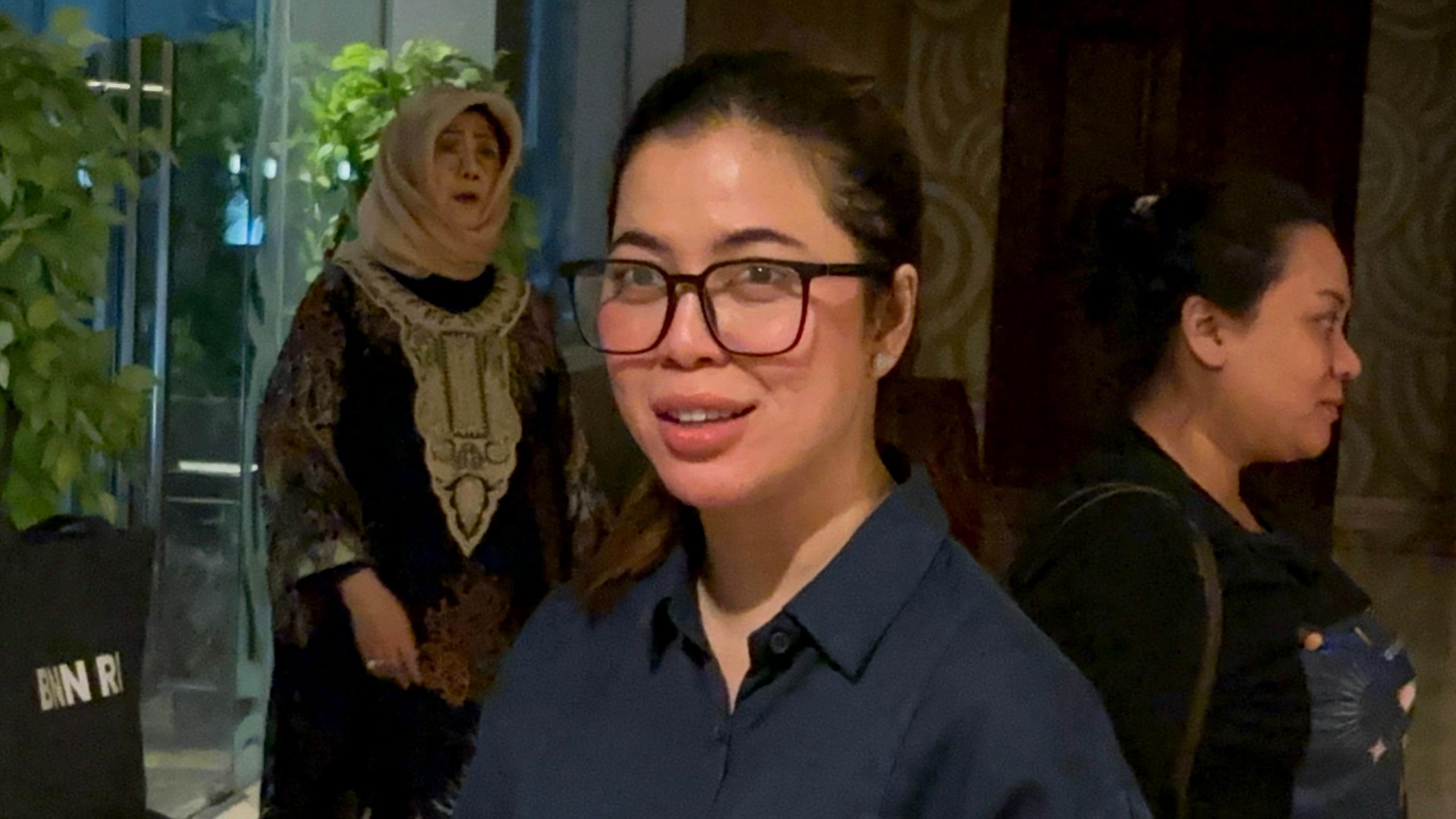 DIPUTUS-LEWAT-SURAT-Dokter-Kamelia-saat-ditemui-di.jpg