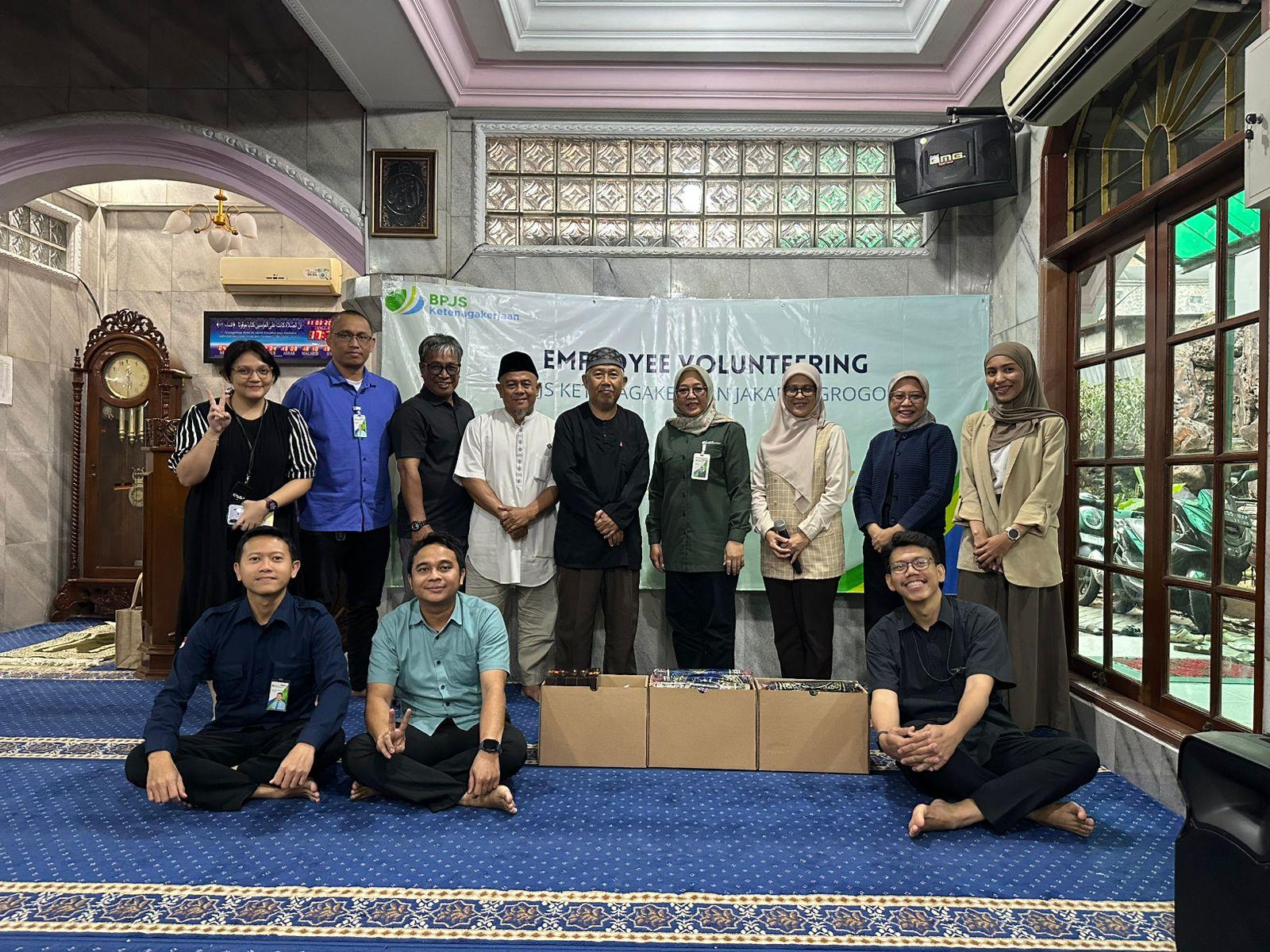 BPJS Ketenagakerjaan Grogol Tebar Kebaikan Ramadan melalui Employee Volunteering