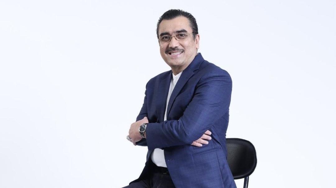Guru-Besar-Universitas-Negeri-Makassar-UNM-Prof-Dr-Harris-Arthur-Hedar-SH-MH.jpg