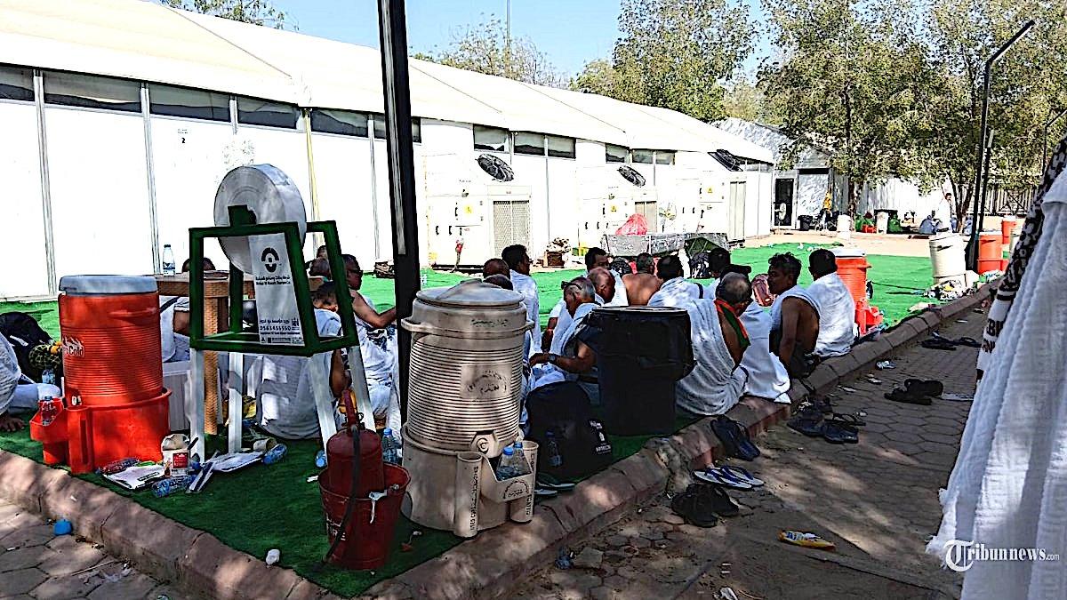 Haji-Indonesia-lakukan-wukuf-di-arafah2026.jpg