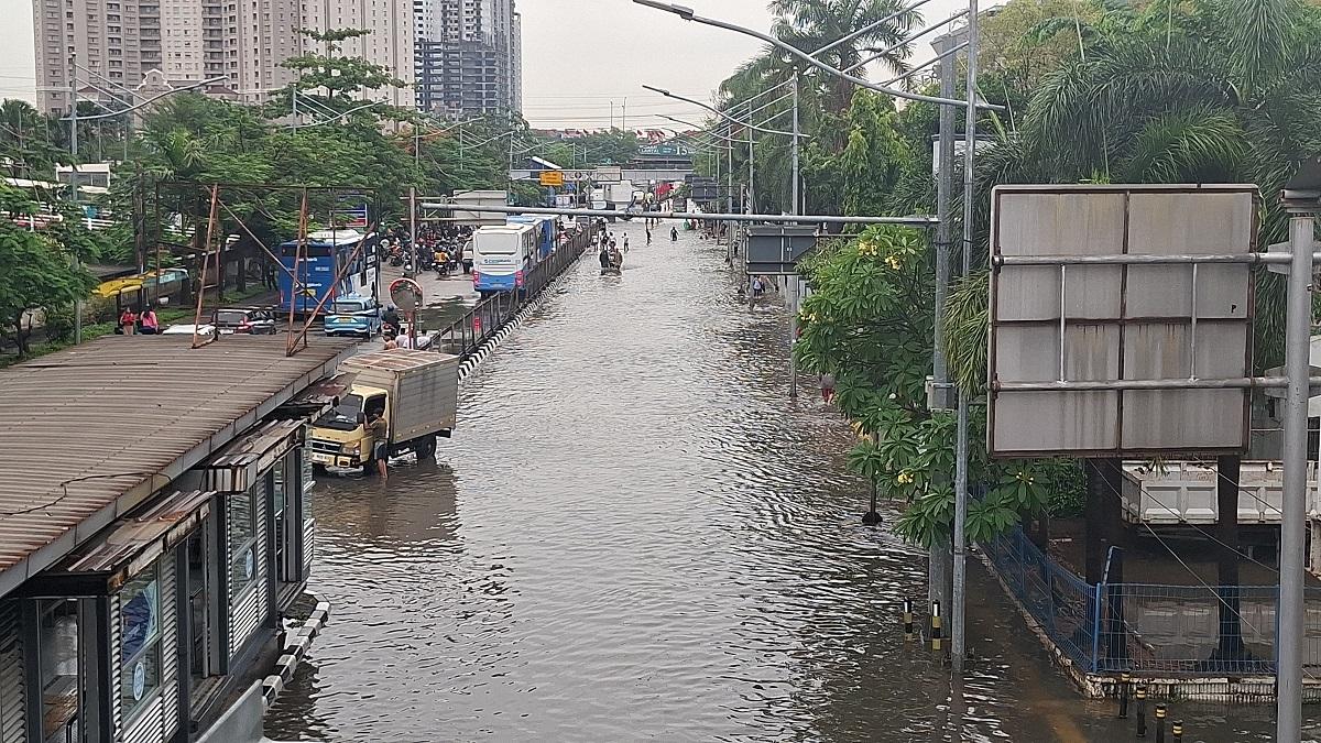 Jakarta-kebanjiran12-januari.jpg