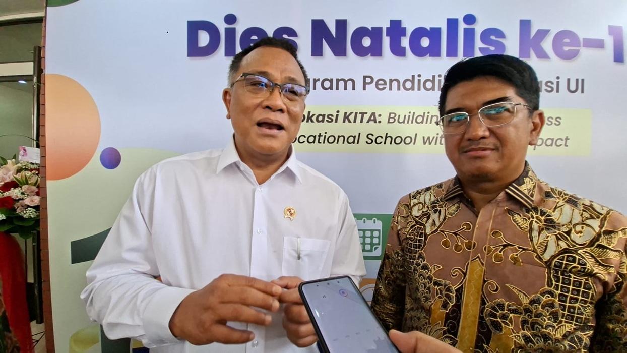 Jumhur-Hidayat-bersama-Rektor-UI-Heri-Hermansyah.jpg
