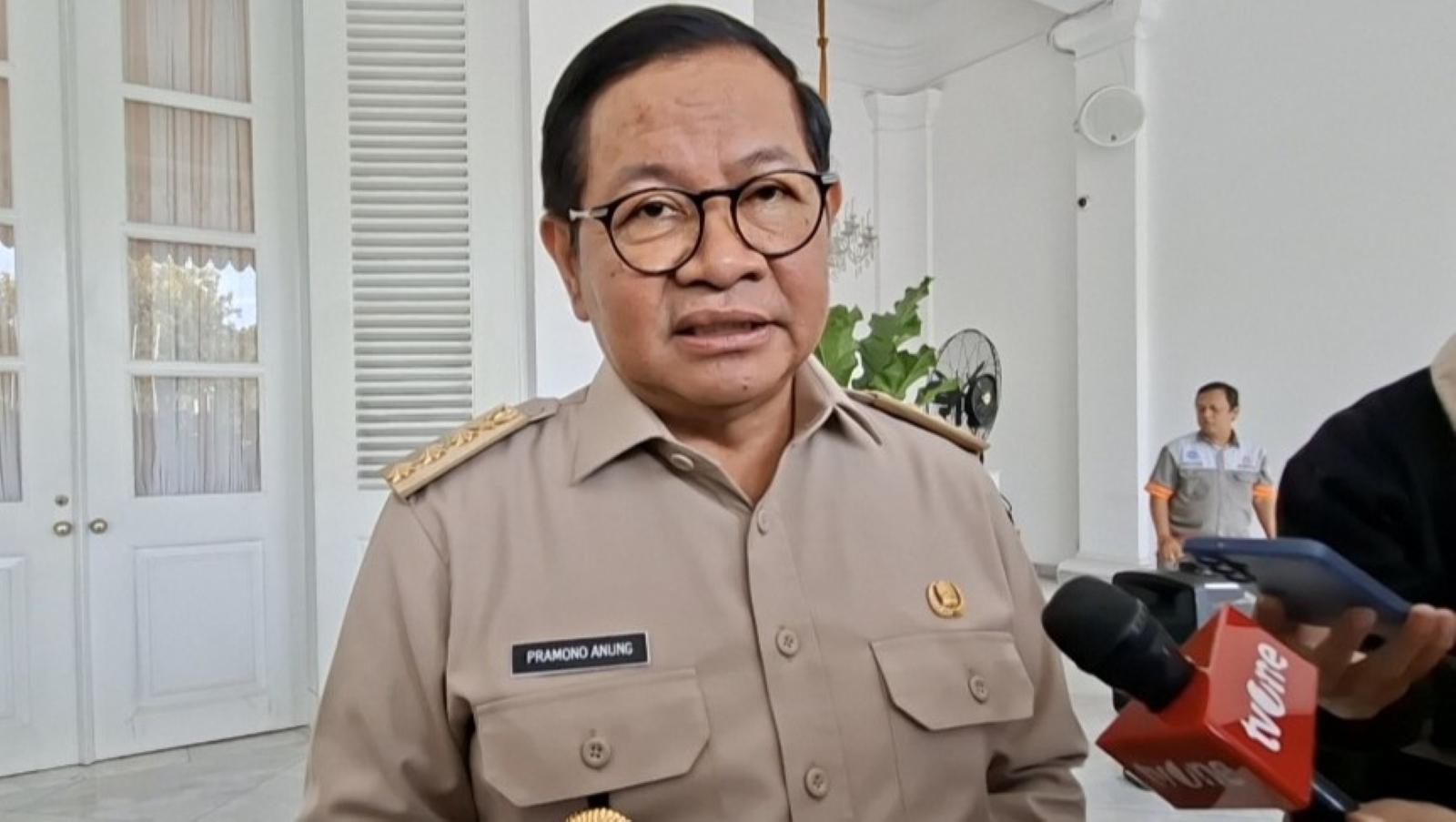 KEBAKARAN-Gubernur-DKI-Jakarta-Pramono-Anung-pada-Senin-15122025.jpg