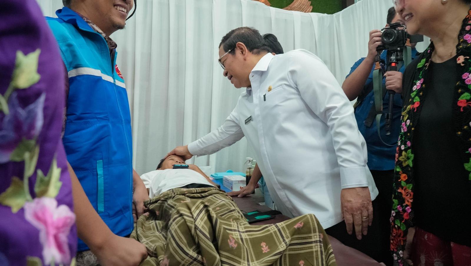 HUT 500 Tahun Jakarta, Pramono Targetkan Khitanan Massal 5.000 Anak - Wartakotalive.com
