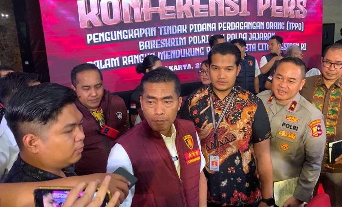 Kabareskrim Tegaskan Turunkan Tim Selidiki Teror Kepala Babi dan Bangkai Tikus ke Kantor Tempo