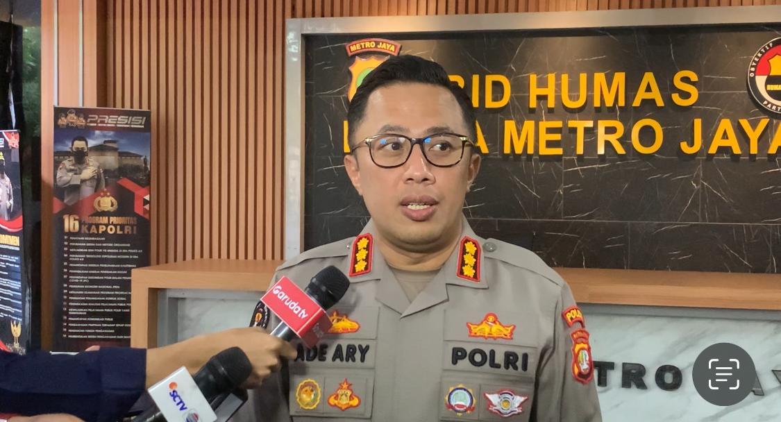 Kabid-Humas-Polda-Metro-Jaya-Kombes-Ade-Ary-Syam-Indradi.jpg