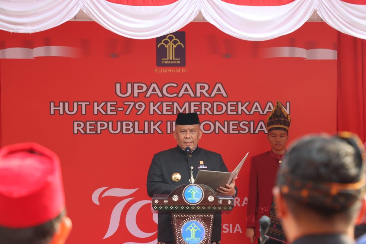 Kakanwil-R-Andika-Dwi-Prasetya-selaku-Inspektur-Upacara-HUT-ke-79-RI.jpg