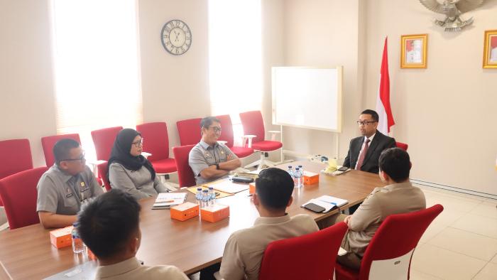 Kanwil-Kemenkum-DK-Jakarta-menggelar-rapat-koordinasi-di-Balai-Kota-1.jpg
