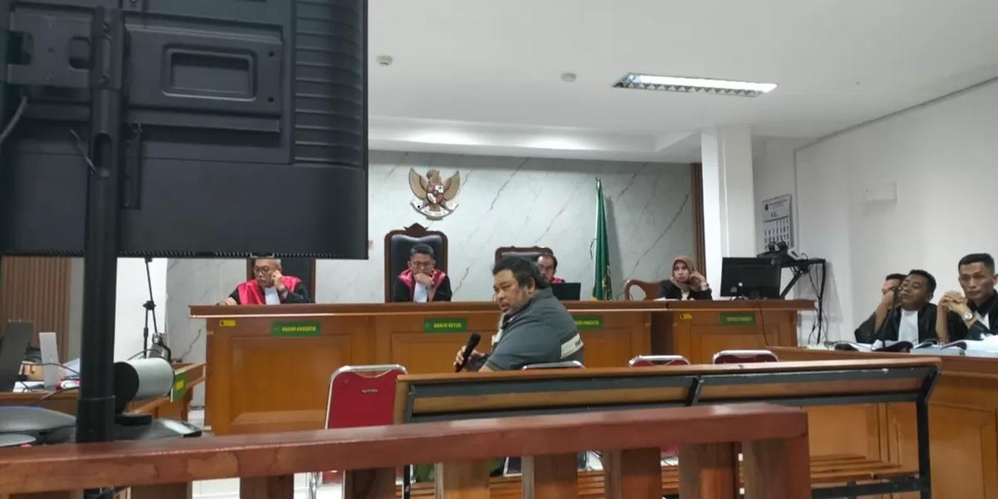 Kasus-Ade-Kuswara-Kunang-dengan-pengusaha-Sarja.jpg