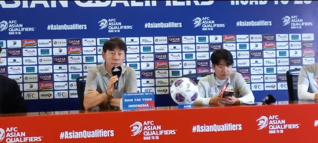 Kata Shin Tae-yong Usai Laga Lawan Australia, Paksakan Rafael Struick Main Ternyata Masih Cedera