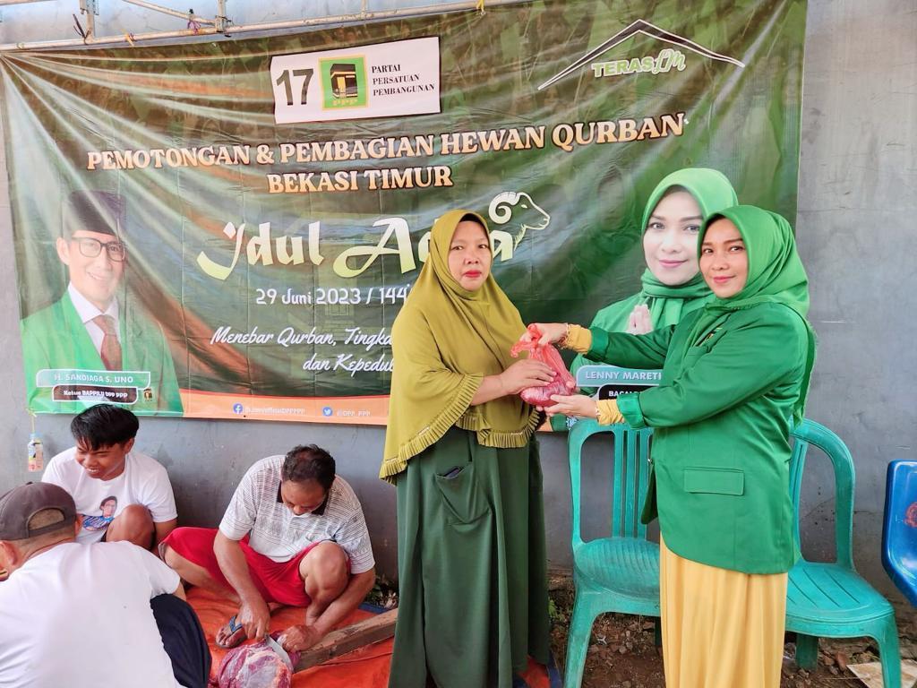 UMKM Sahabat Sandi Uno Kurban Bagi Warga Bekasi Timur dan Selatan