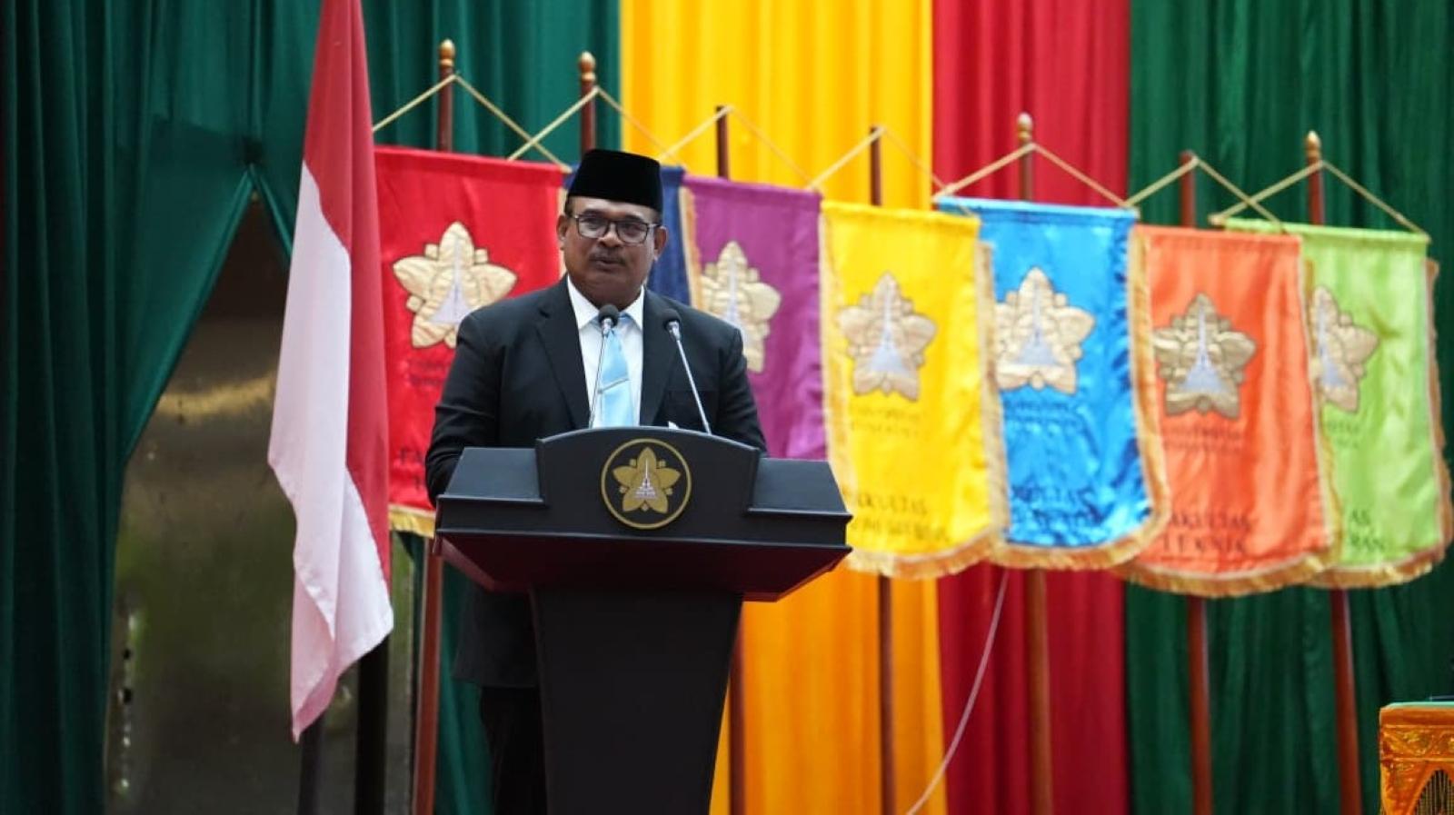 Ketua-Majelis-Wali-Amanat-Universitas-Syiah-Kuala-USK-Dr-Safrizal-ZA.jpg