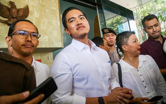 Ketua-Umum-Partai-Solidaritas-Indonesia-PSI-Kaesang-Pangarep-di-KPK.jpg
