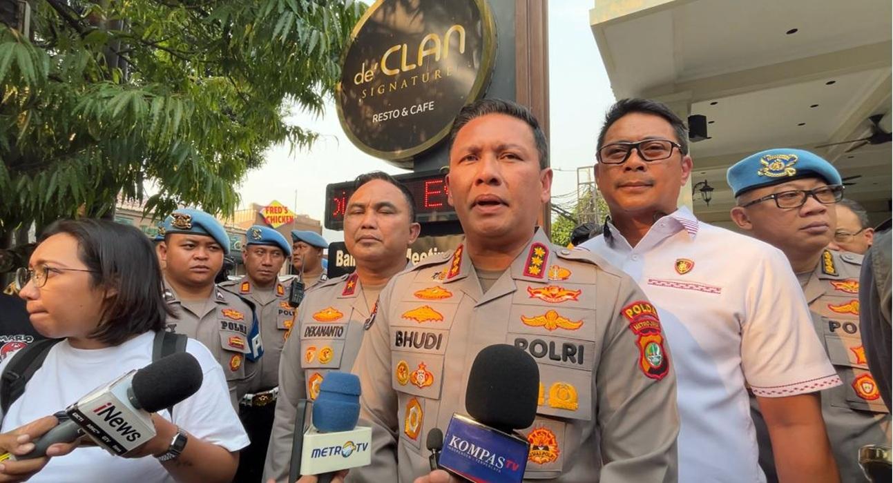 Polisi Geledah Koin Money Changer di Cipete Jaksel, Diduga Dipakai untuk Pencucian Uang - Wartakotalive.com