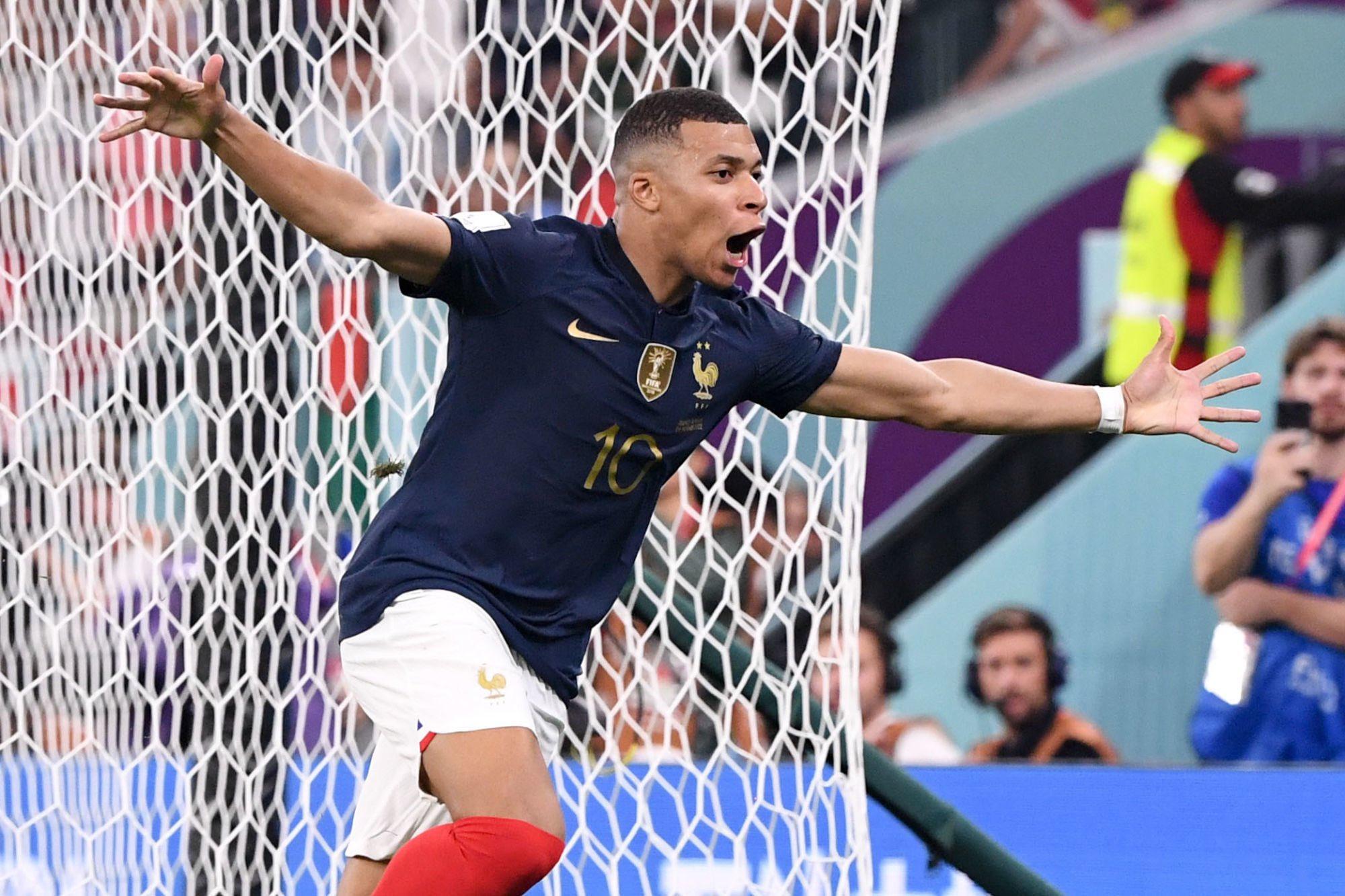 wartakota/Kylian-Mbappe-sumbang-dua-gol-saat-Timnas-Prancis-menang-3-0-atas-Timnas-Polandia.jpg