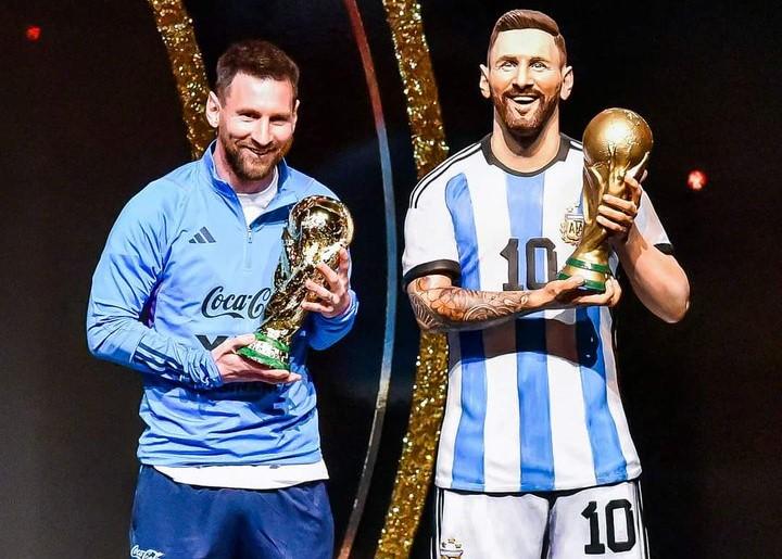 Lionel-Messi-mendapat-penghargaan-dari-Conmebol.jpg