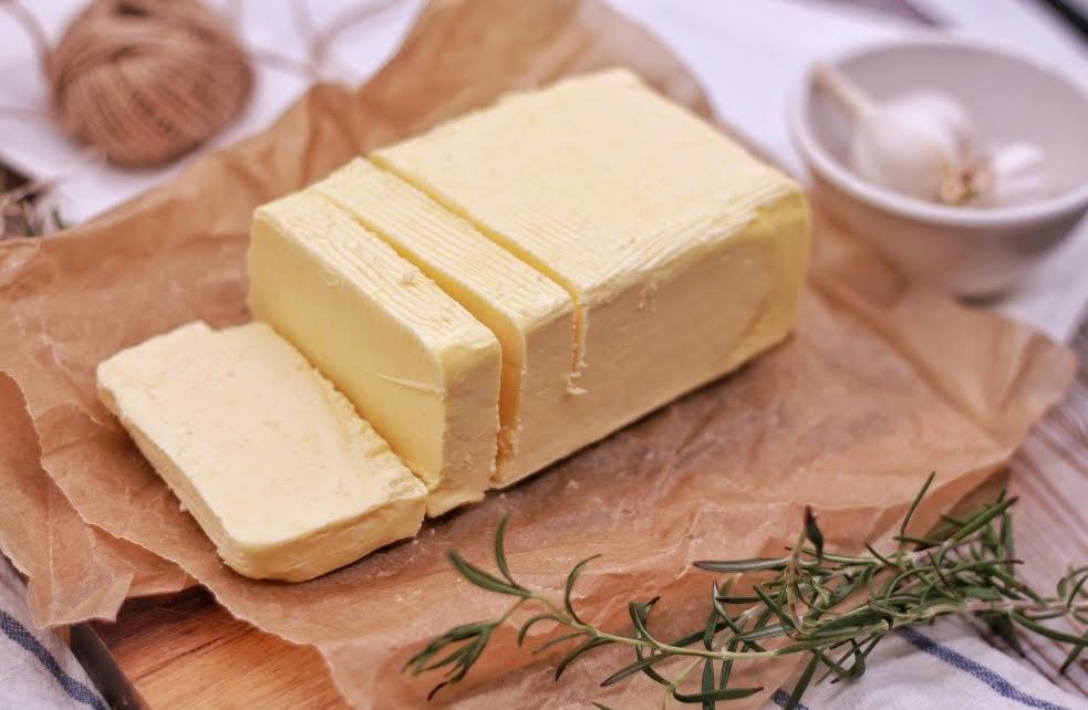 Margarin-vs-Mentega.jpg