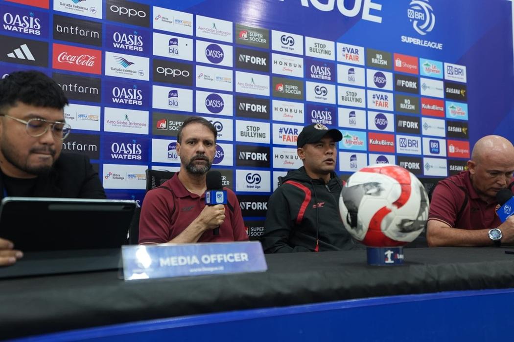 Mauricio-Souza-bicara-soal-Persib-dan-Persijap.jpg