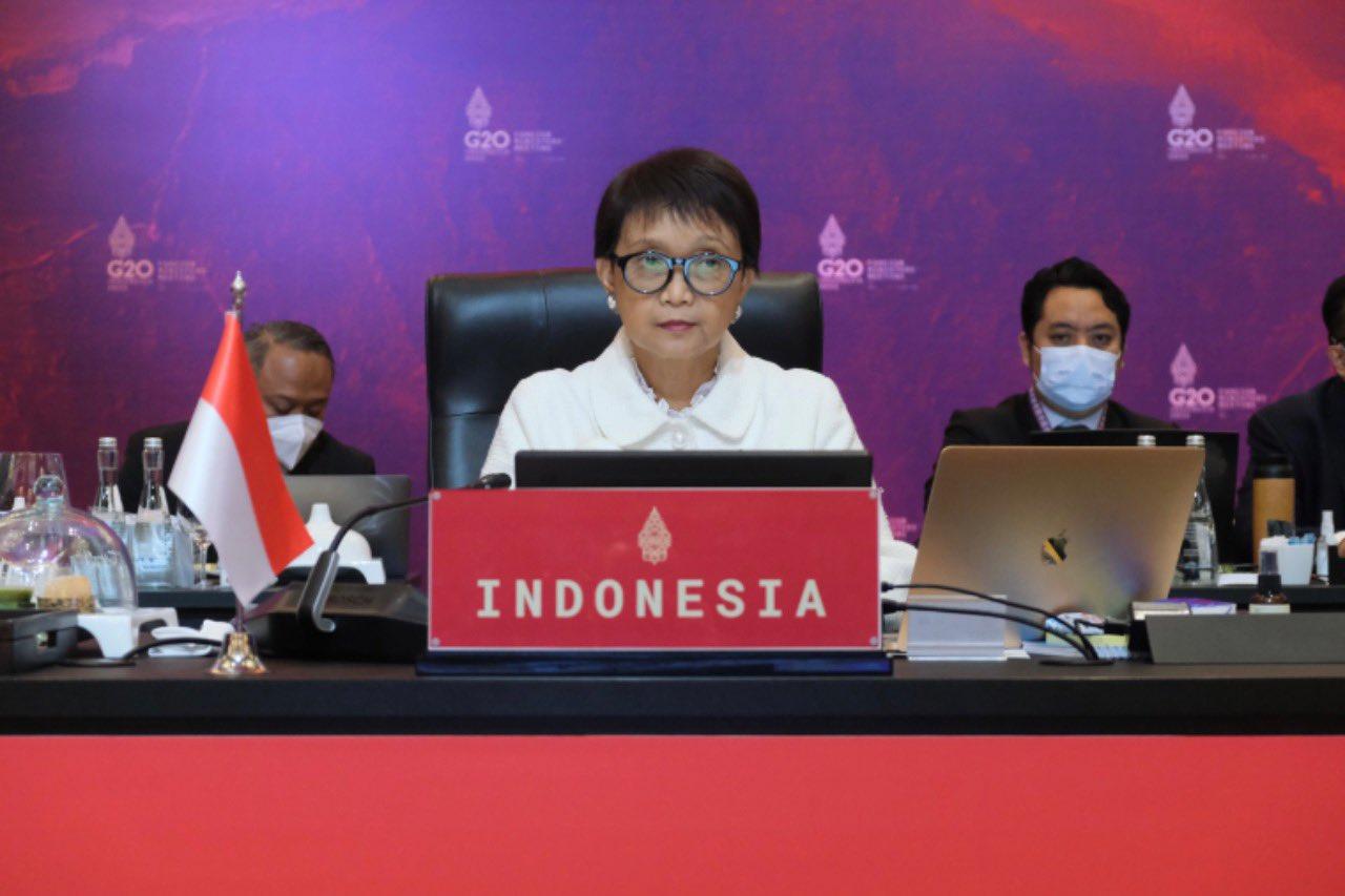 Menlu-Retno-Marsudi-ucapkan-turut-prihatin-atas-penembakan-Shinzo-Abe-di-G-20.jpg