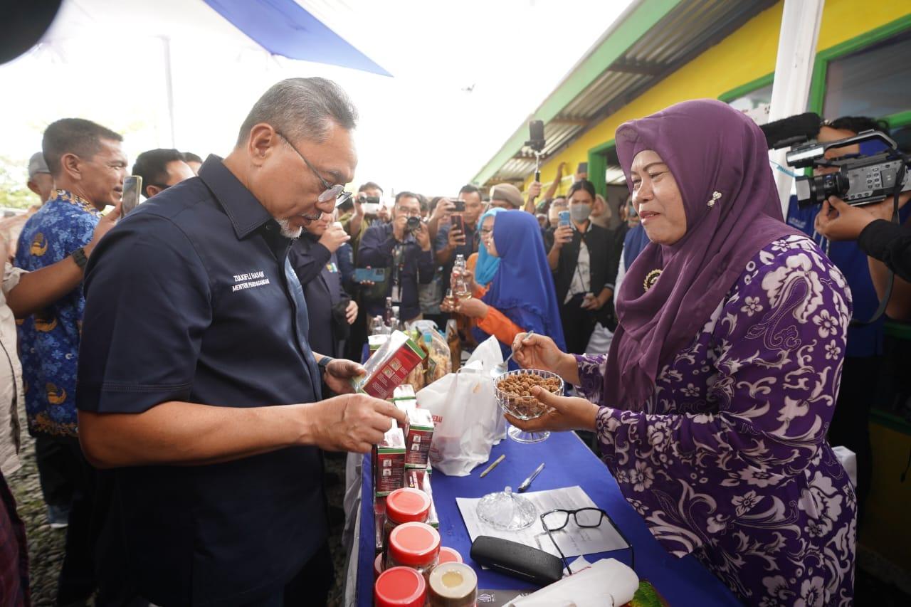 Sinergi dengan Ritel Modern, Lokapasar, dan Perbankan Jadi Kunci Kemajuan UMKM
