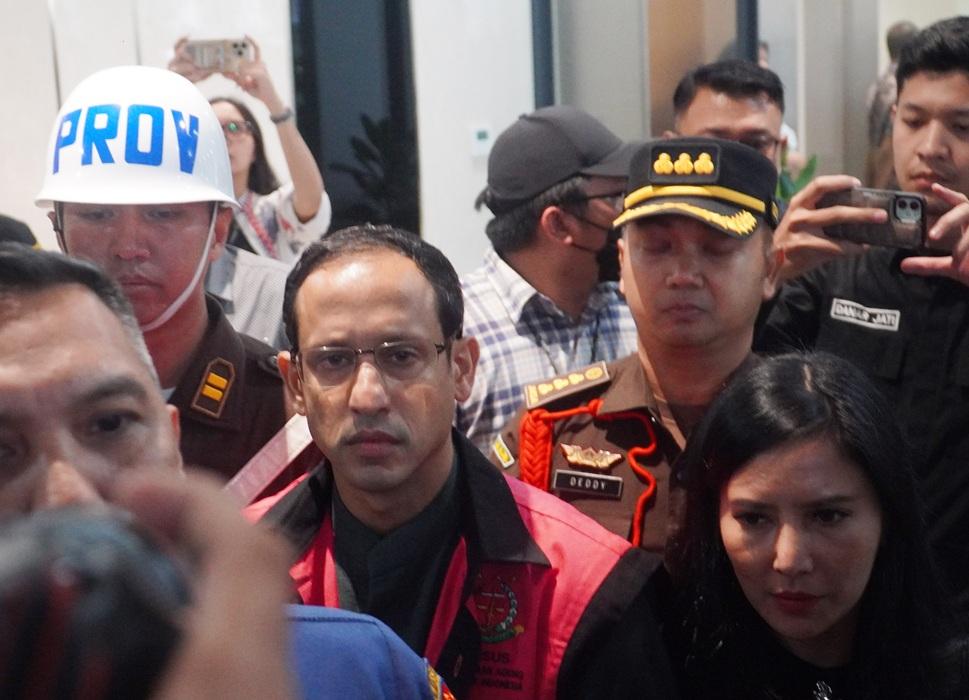 Nadiem-Makarim-wajah-lesu-jadi-tersangka.jpg