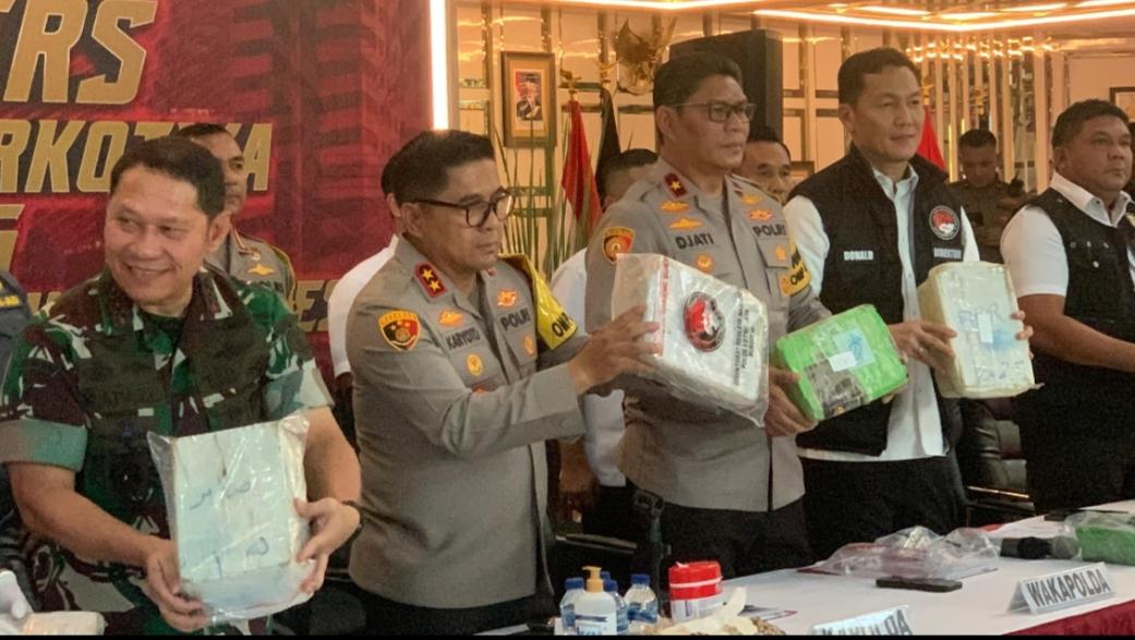 Kronologi Dibekuknya 2 Pengedar Narkoba Jenis Sabu Jaringan Afganistan di Cengkareng Jakbar