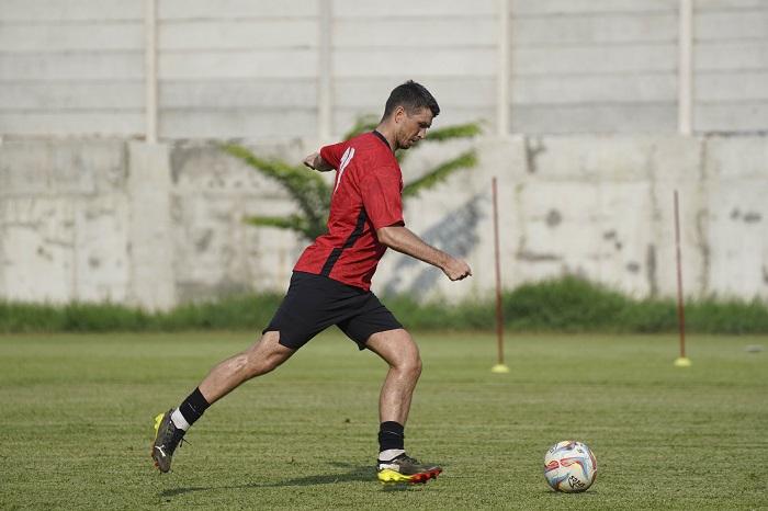 Bek Persija Jakarta Ondrej Kudela Bernostalgia Bareng Slavia Praha dalam Laga Derby Malam Tahun Baru