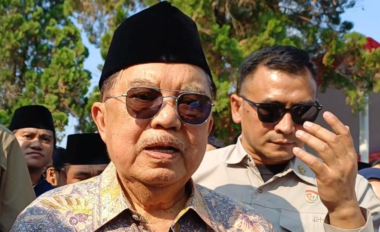 JK Beri Penghormatan Terakhir di TMP Kalibata, Kenang Sosok Ramah Rachmat Gobel - Wartakotalive.com