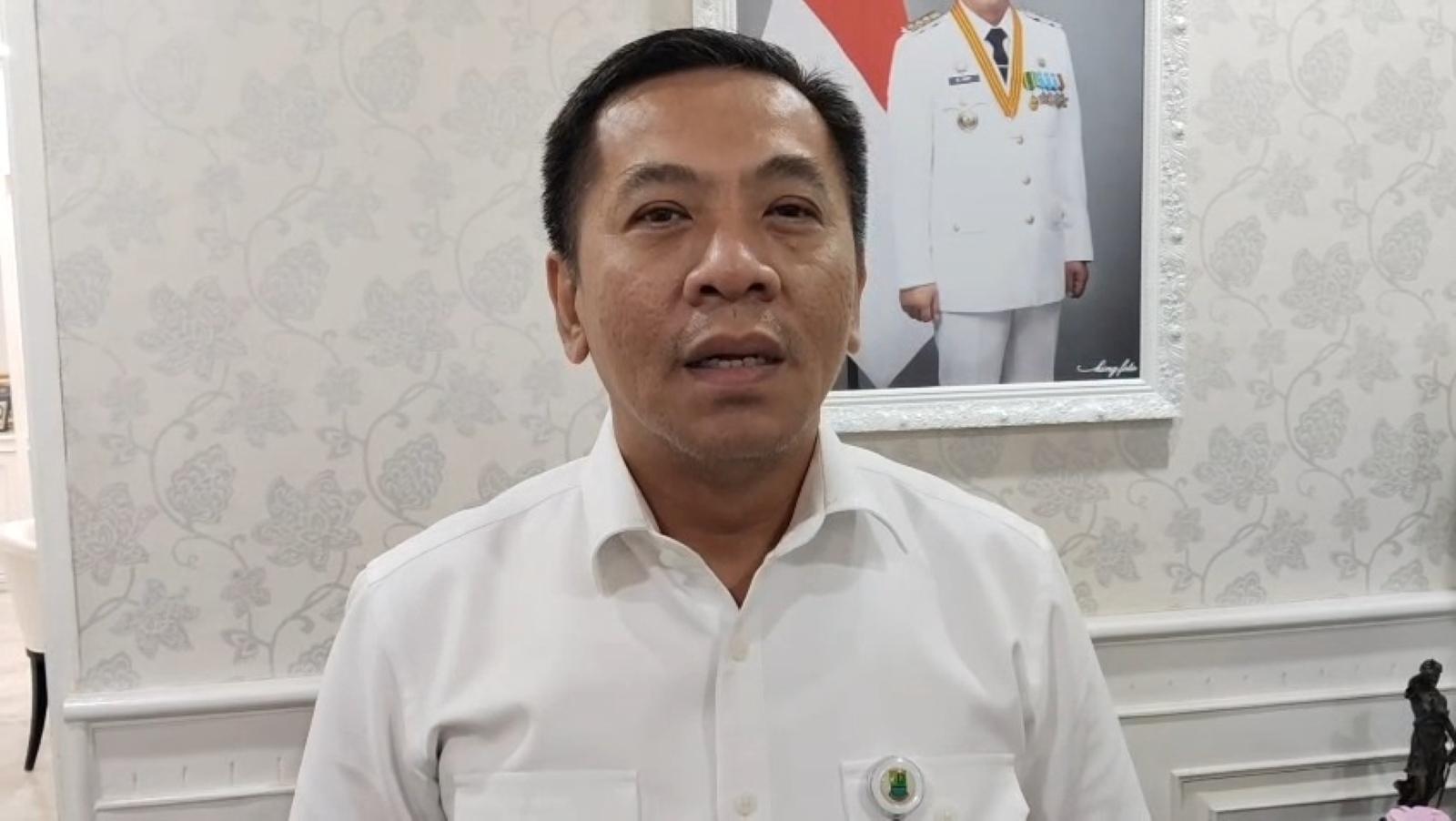 Aep Syaepuloh Komitmen Realisasikan LKS Gratis, Pemkab Karawang Hitung Kesiapan Anggaran - Wartakotalive.com