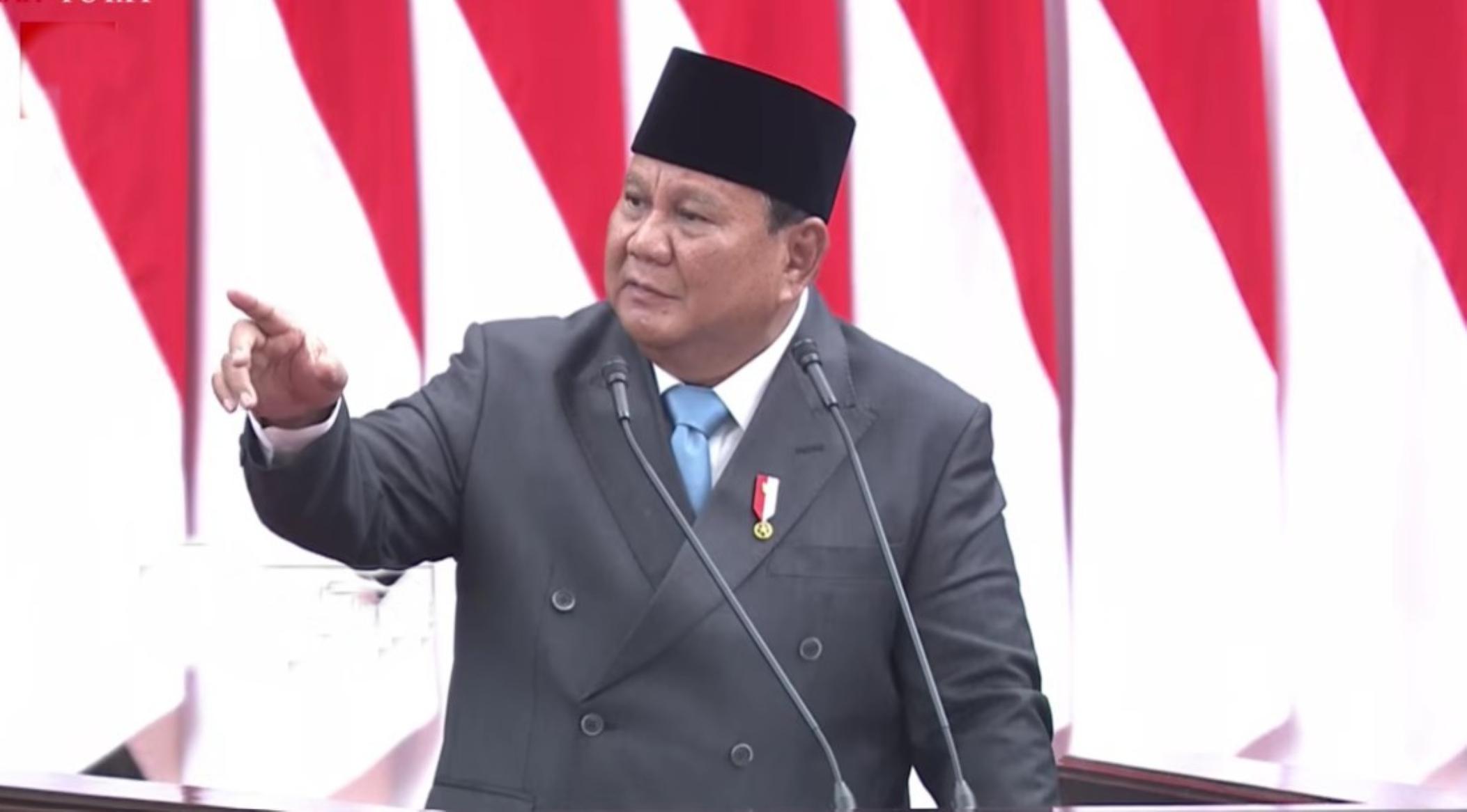 PRABOWO-NGAMUK-DPR-Presiden-Prabowo-Subianto-mem.jpg
