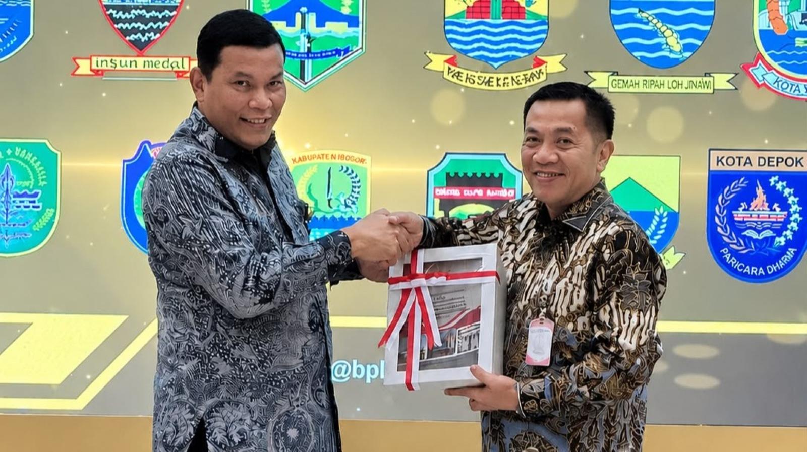 PREDIKAT-WTP-PEMKAB-KARAWANG-Bupati-Karawang-Aep-Syaepuloh.jpg